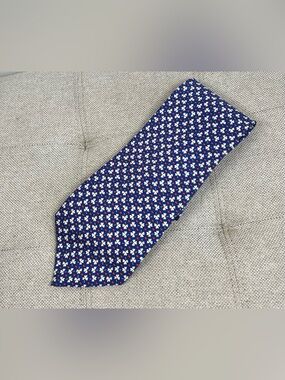 Dion MCMLXXXIX Silk Tie Blue Floral Woven Handcrafted Canada Italy 56”x4”